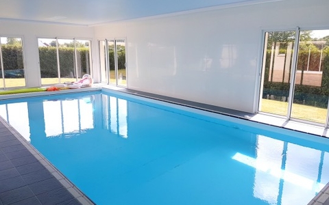 Très proche GUERANDE MAISON 250 m² avec PISCINE couverte chauffée
