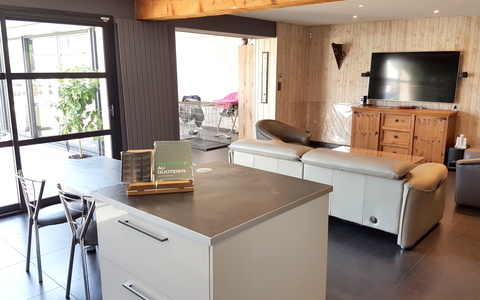 MAISON 4 PIECES avec PISCINE chauffée