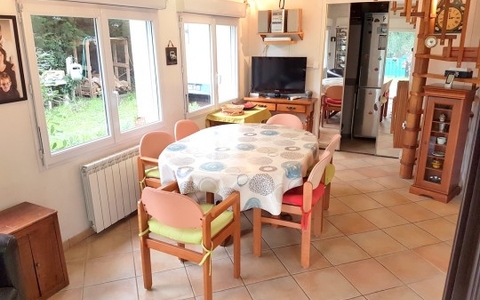 PIRIAC à environ 800 m du PORT et du CENTRE