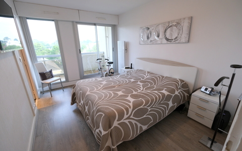 Grand APPARTEMENT 4 PIECES FACE MER