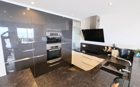 LA BAULE grand T3 FACE MER sur TERRASSE de 14 m²