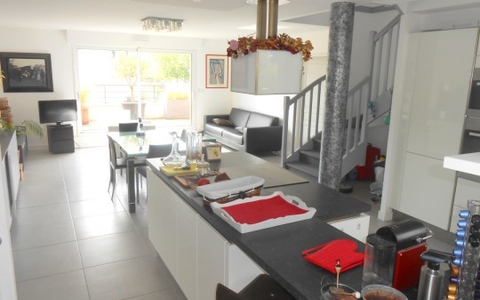 4 PIECES DUPLEX DERNIER ETAGE avec VUE MER