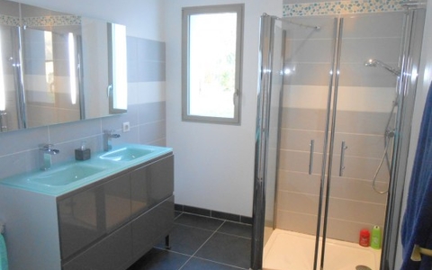 DANS un VILLAGE entre KERHINET et GUERANDE