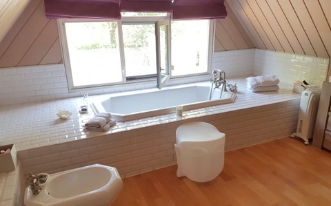BELLE CHAUMIERE de 340 m² sur PARC de 7254 m²