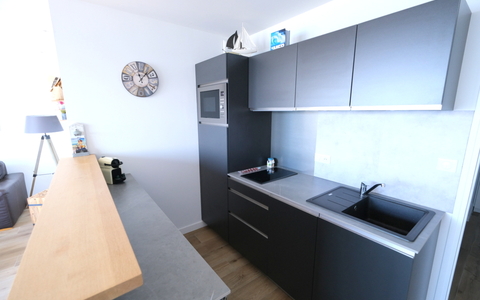 LA BAULE DERNIER ETAGE FACE MER !