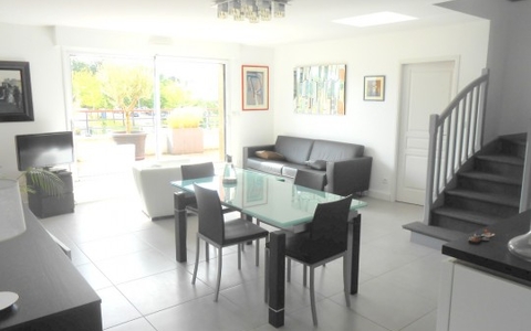 4 PIECES DUPLEX DERNIER ETAGE avec VUE MER