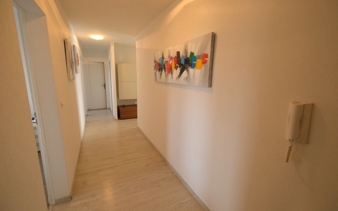 Grand APPARTEMENT 4 PIECES FACE MER