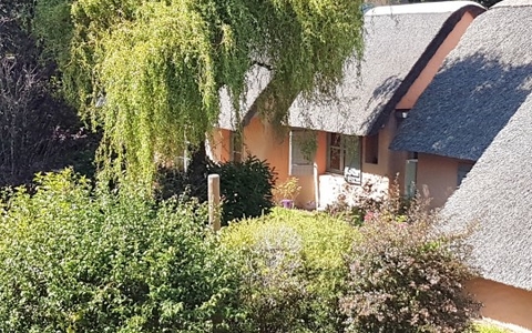 BELLE CHAUMIERE de 340 m² sur PARC de 7254 m²